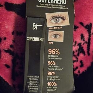 It Cosmetics Superhero Elastic Stretch Mascara 0.17 fl oz Black Mini Travel Size